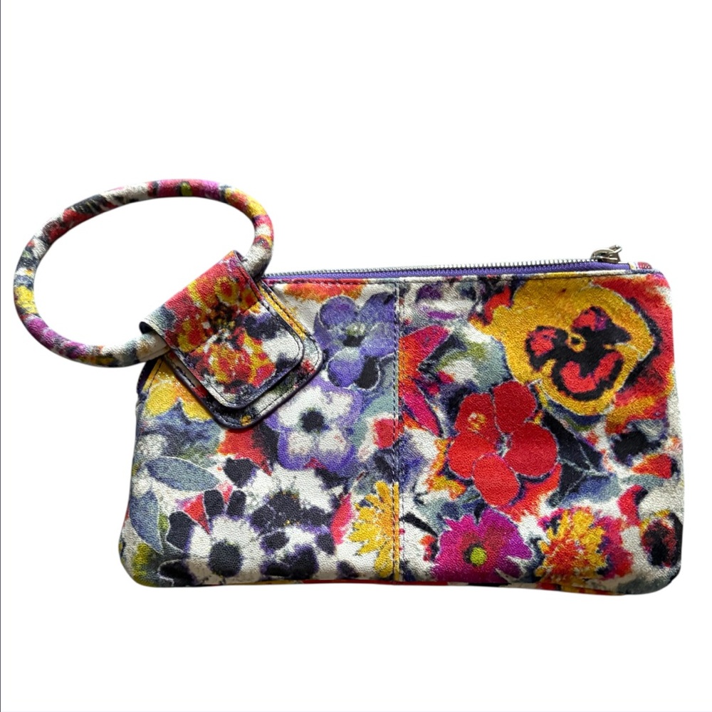 HOBO Sable Wristlet in Poppy Floral - Picture 7 of 7